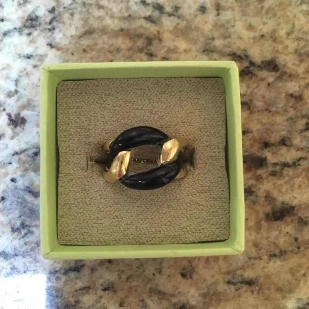 14K YELLOW GOLD RING WITH JADE - Picture 1 of 3